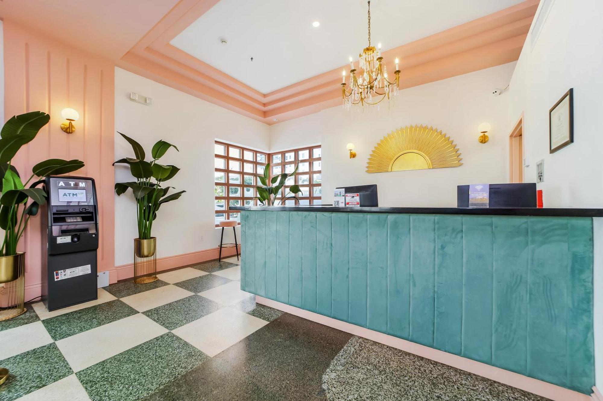 Ocean Spray Hotel Miami Beach Dış mekan fotoğraf