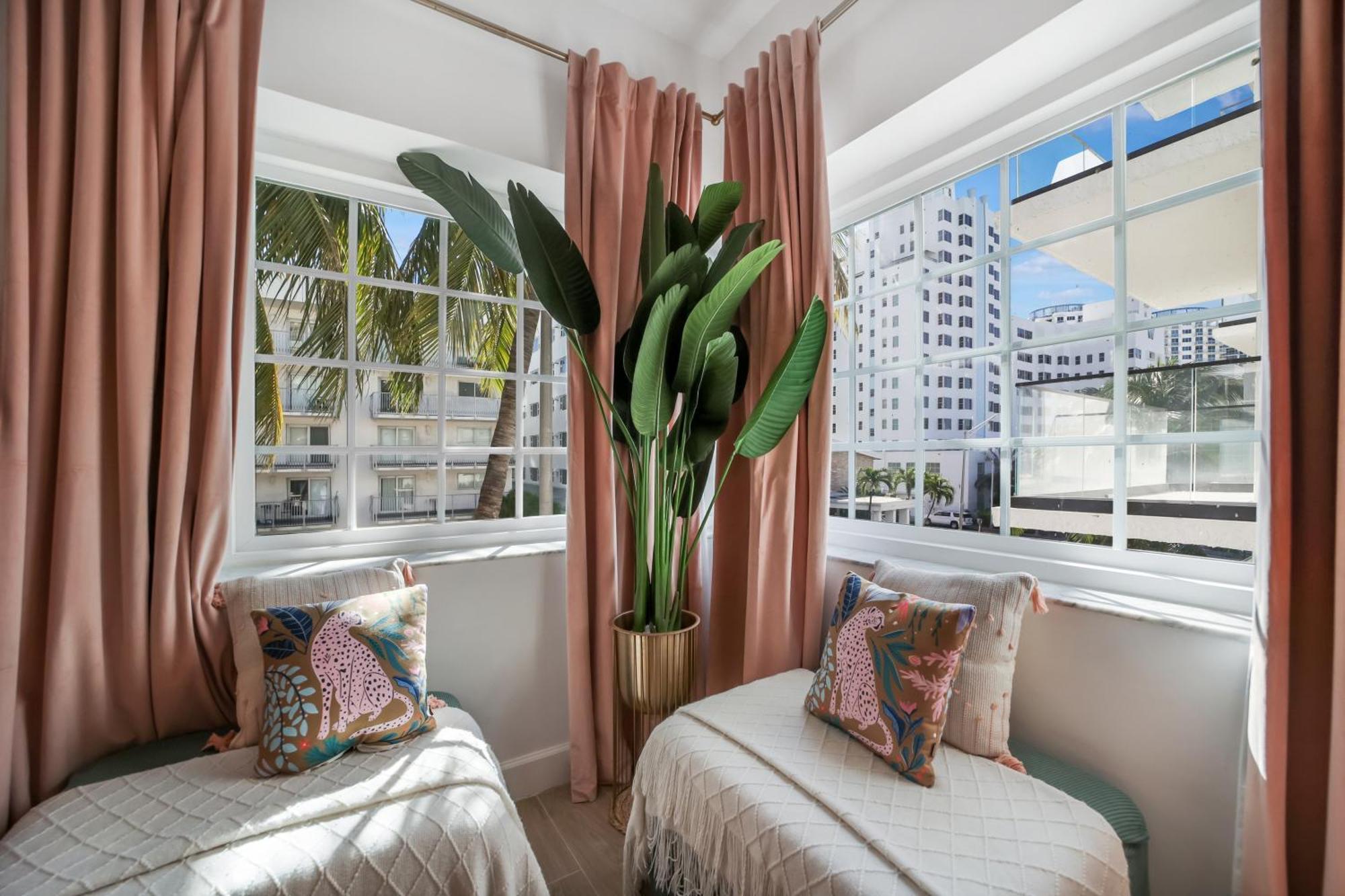 Ocean Spray Hotel Miami Beach Dış mekan fotoğraf