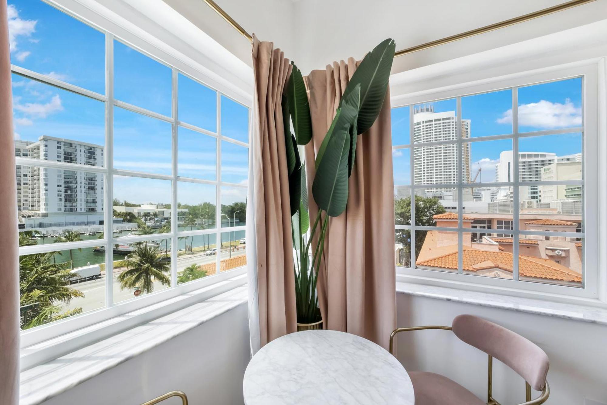 Ocean Spray Hotel Miami Beach Dış mekan fotoğraf